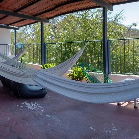 Hostal Azul y Blanco-2