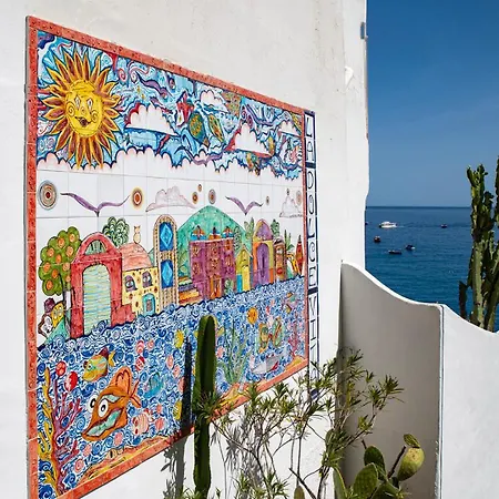 La Dolce Vita A Positano Boutique Hotel-3
