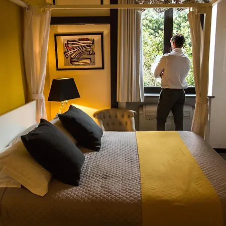 Snob Luxury Suite-3