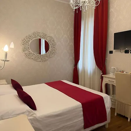 Charming Palace Santa Fosca-2