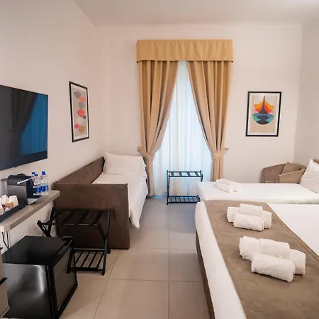 Cicerone'S Luxury Suites-2