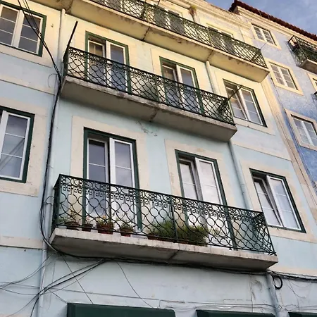 Bohemian Stay Central Lisbon Rooms-2