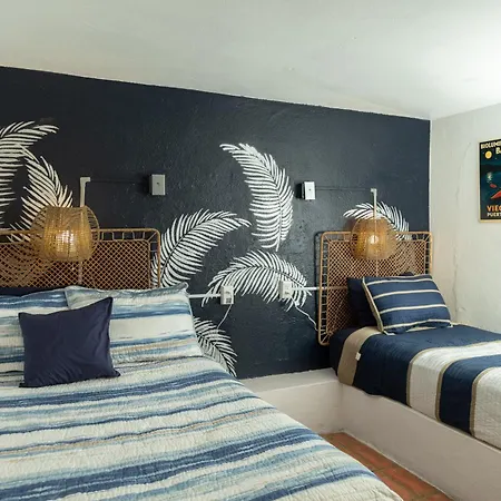Trade Winds Restaurant & Guest House-2