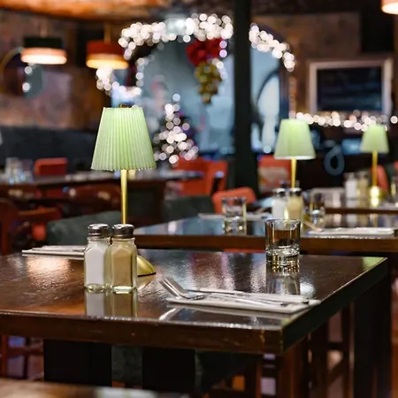 Brogans Bar & Hotel-3