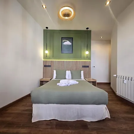 Hostal Main Street Madrid-3