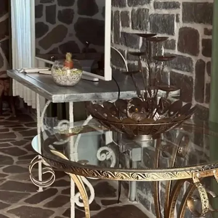 Hotel Sarajet E Pashait 1-2