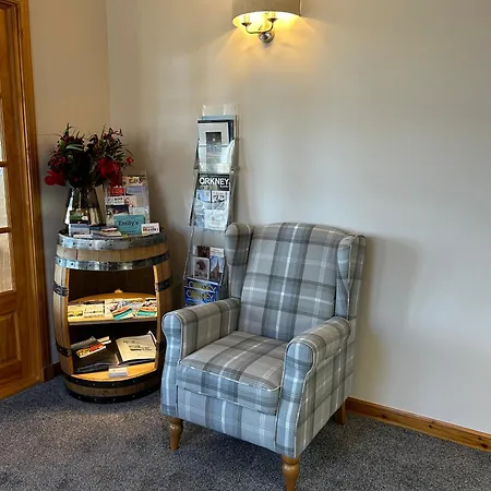 Karrawa Guest House-2
