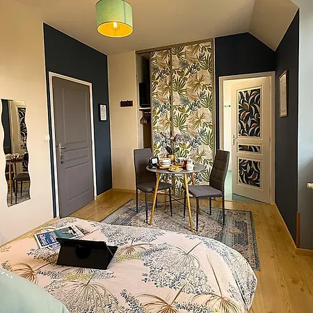 Chambres D'Hotes "Le Clos De La Baie"-3