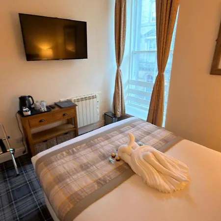 The Waverley Guest House-3