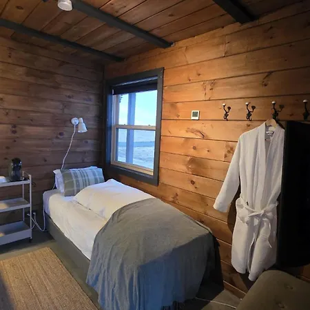 Riverfront Lodge Hella-2