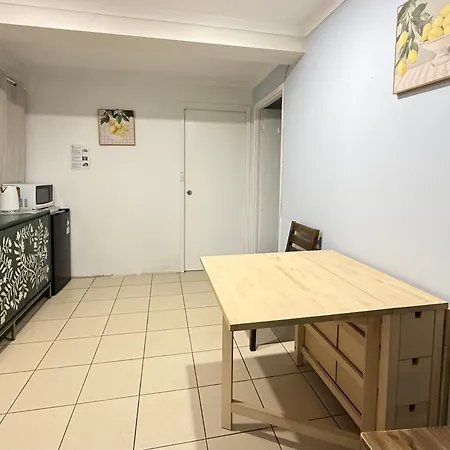 Zen Escape Guest House " Location 2" - Three Listings - Nooky Studio, Serene Loft, Chillax Rest, Zen Garden Tiny Home-3