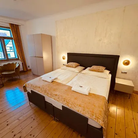 Atmosfera Rooms & Restaurant-3