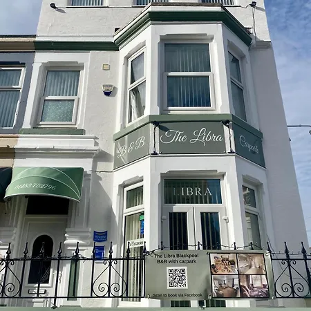 The Libra - Adults Only B&B With Guaranteed Carpark-3
