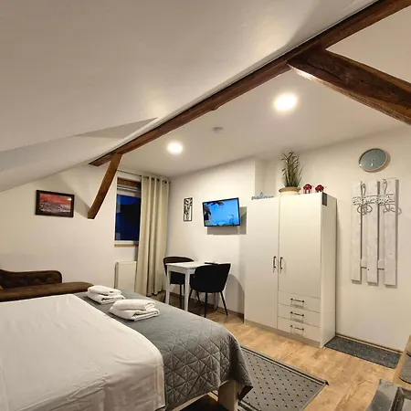 Rooms Garden-3