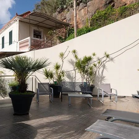 Guesthouse-Theview (Adults Only)-3