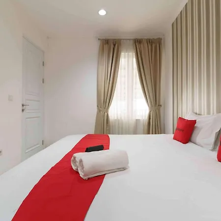 Reddoorz Plus Near Exit Toll Puncak 2-3