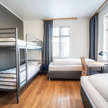 Guesthouse Aurora-2
