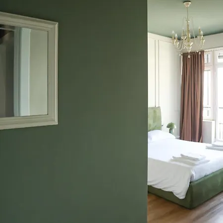 Corso Italia Rooms-3