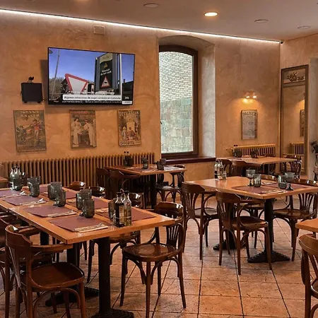 Hostal Sant Miquel-3