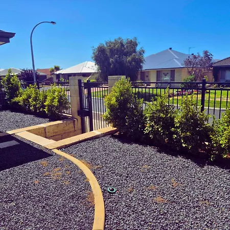 Dalyellup Guest House- Walk To Shops, Near Beach & Bunbury-2