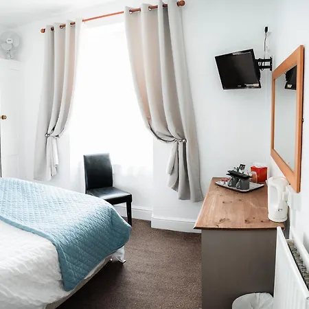 The Clovelly Hotel-2