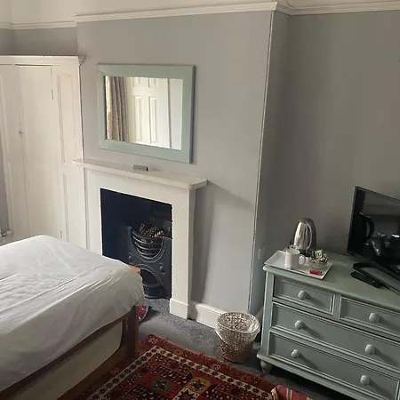 The Red House Guest House-3