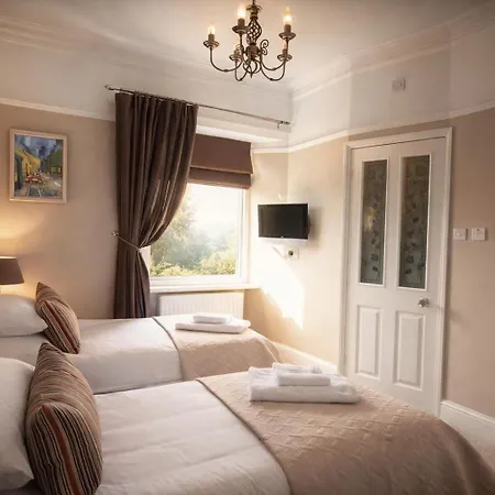Ferndale Lodge-2