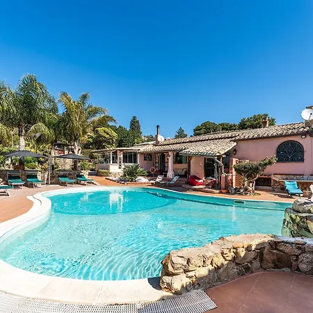 Guest House Villa Verde - Short Term Room Rentals-3