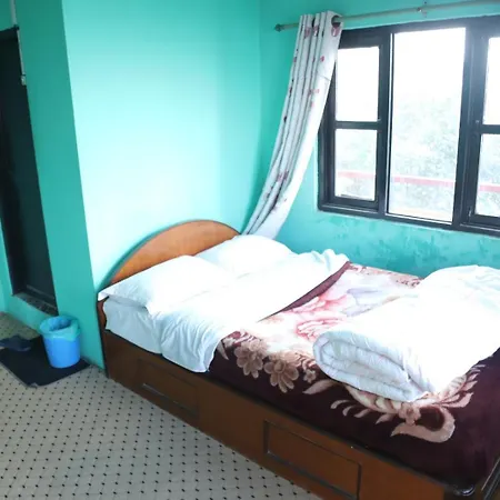 Tashidelek Guest Lodge & House-2