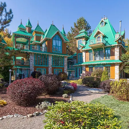 Domaine Riviere Sacacomie Chalets Et Bed And Breakfast -Manoir Canergie-2