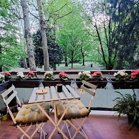 IL BALCONE NEL PARCO - stanze con bagno privato-3