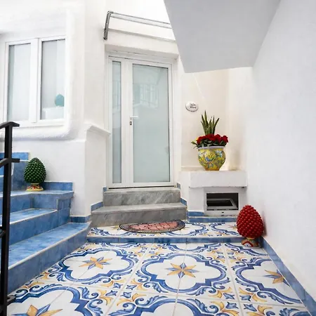 Fantasy House Suites-2