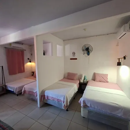 Hostal Santa Marta-3