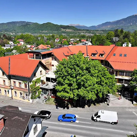 Pension Union-3