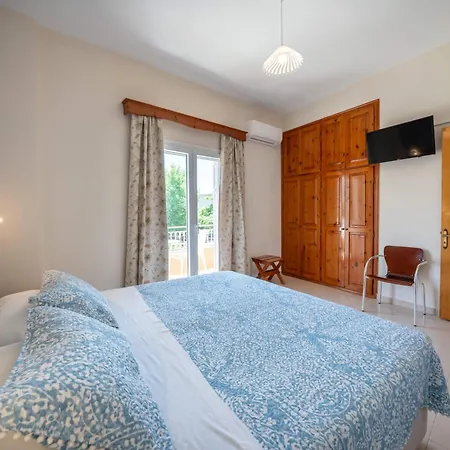 Red Dragon Exclusive Accommodation-2