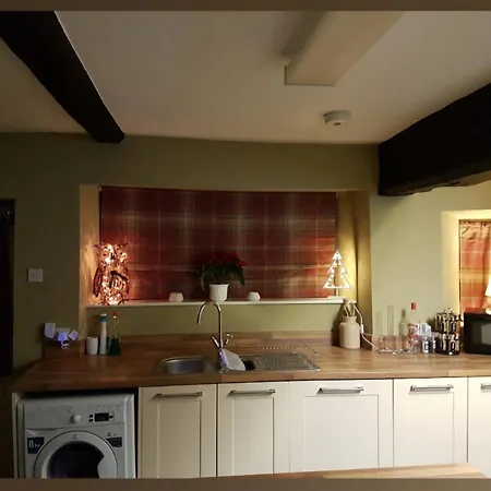 Roosecote Guest House-3