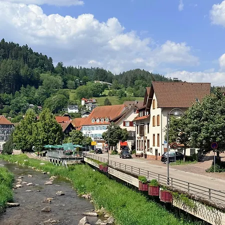 Zur alten Brücke-3