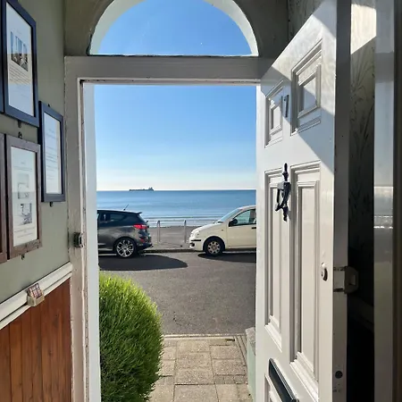 Whitecliff Guest House-3