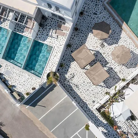 Alexander Studios & Suites - Adults Only-3