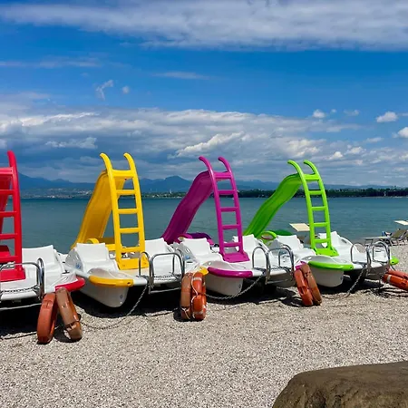 Plaza Lago Di Garda Rooms - Rooftop, Lakeview & Jacuzzi-2