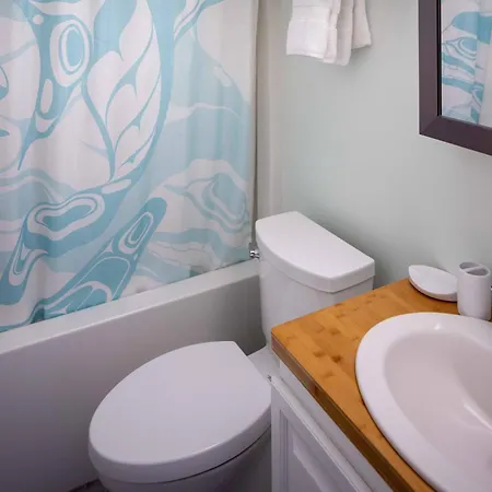 Chims Cabins - Port Alberni-3