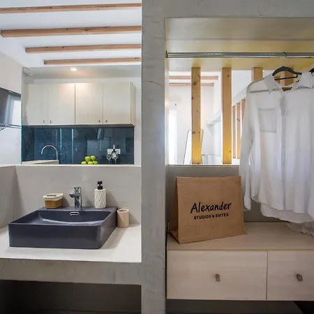 Alexander Studios & Suites - Adults Only-2