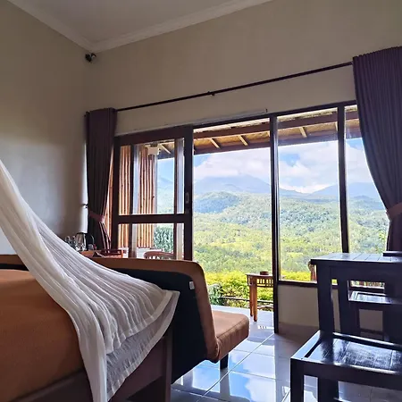 Made Oka Homestay And Warung-2