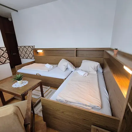 Sophie'S Guesthouse-2