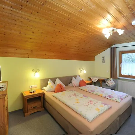 Pension Haus Sonnenfels-2