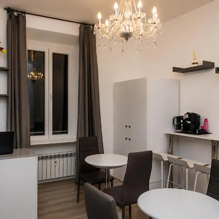 Inside Roma Rooms By Dot Suites-2
