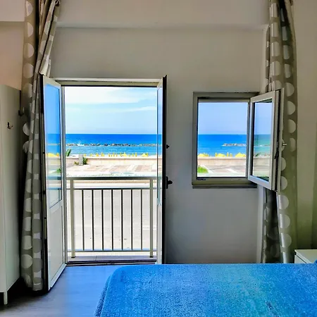 Blue Room-3