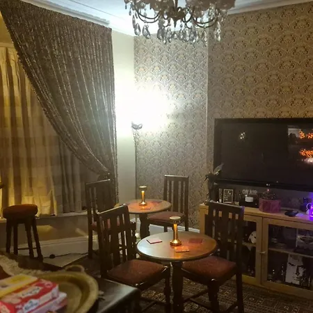 Northdene Theatre Hotel-3