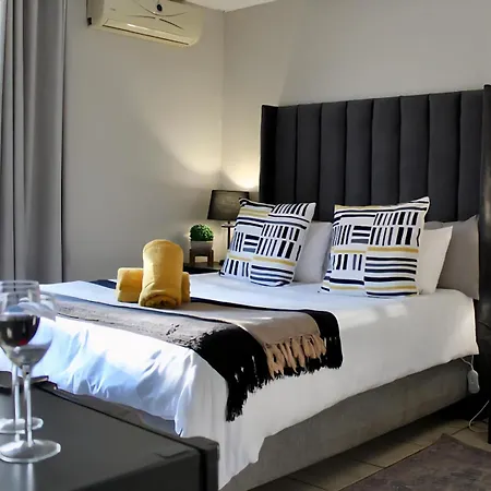 The Lantern Guesthouse-2