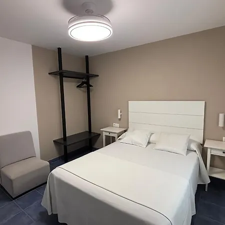 Hostal Casa Julio - Auto Check-In-3